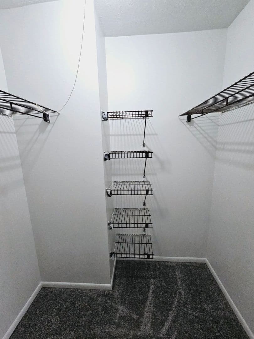 Muncie Apartment: 3601 N. Chadam Lane