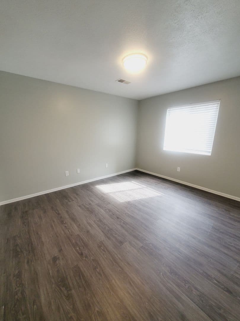 Muncie Apartment: 3601 N. Chadam Lane