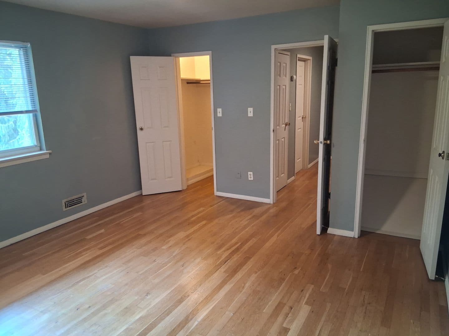 Bridgewater Apartment: 82-106 Finderne Avenue