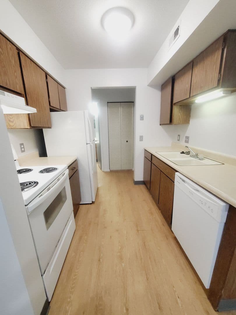 Muncie Apartment: 3601 N. Chadam Lane