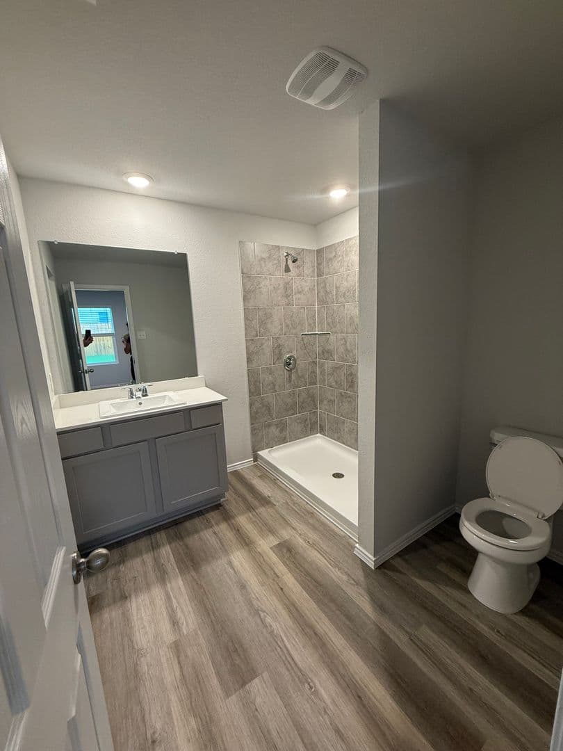 Temple House: 1314 Newey Circle