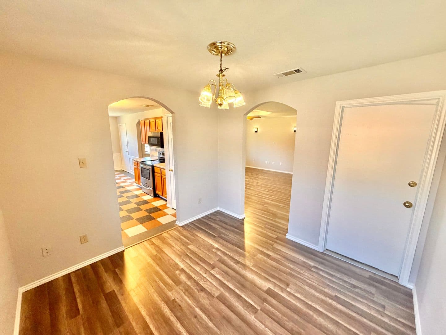 Killeen House: 3509 Bugle Dr