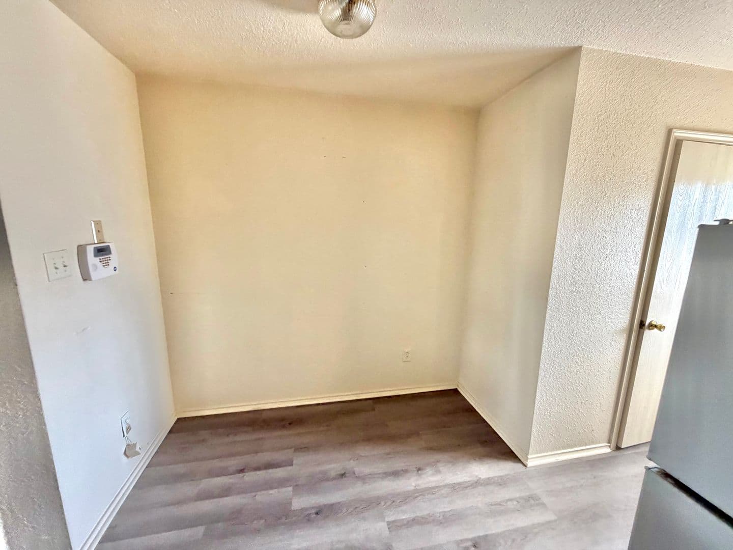 Killeen Apartment: 4302 Alan Kent Dr.