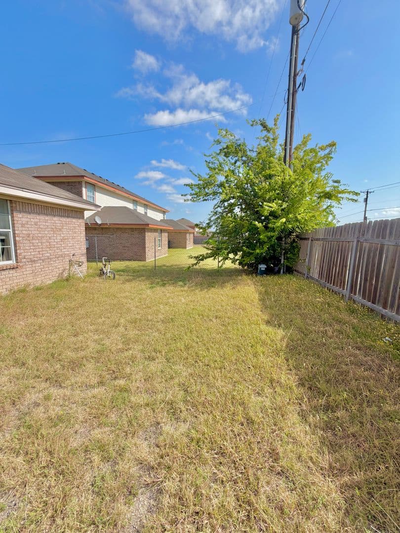 Killeen Apartment: 4302 Alan Kent Dr.