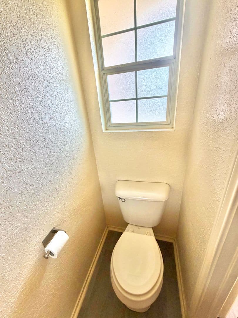Killeen Apartment: 4302 Alan Kent Dr.
