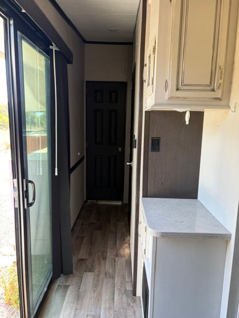 Gilroy Apartment: 10845 Foothill Ave.