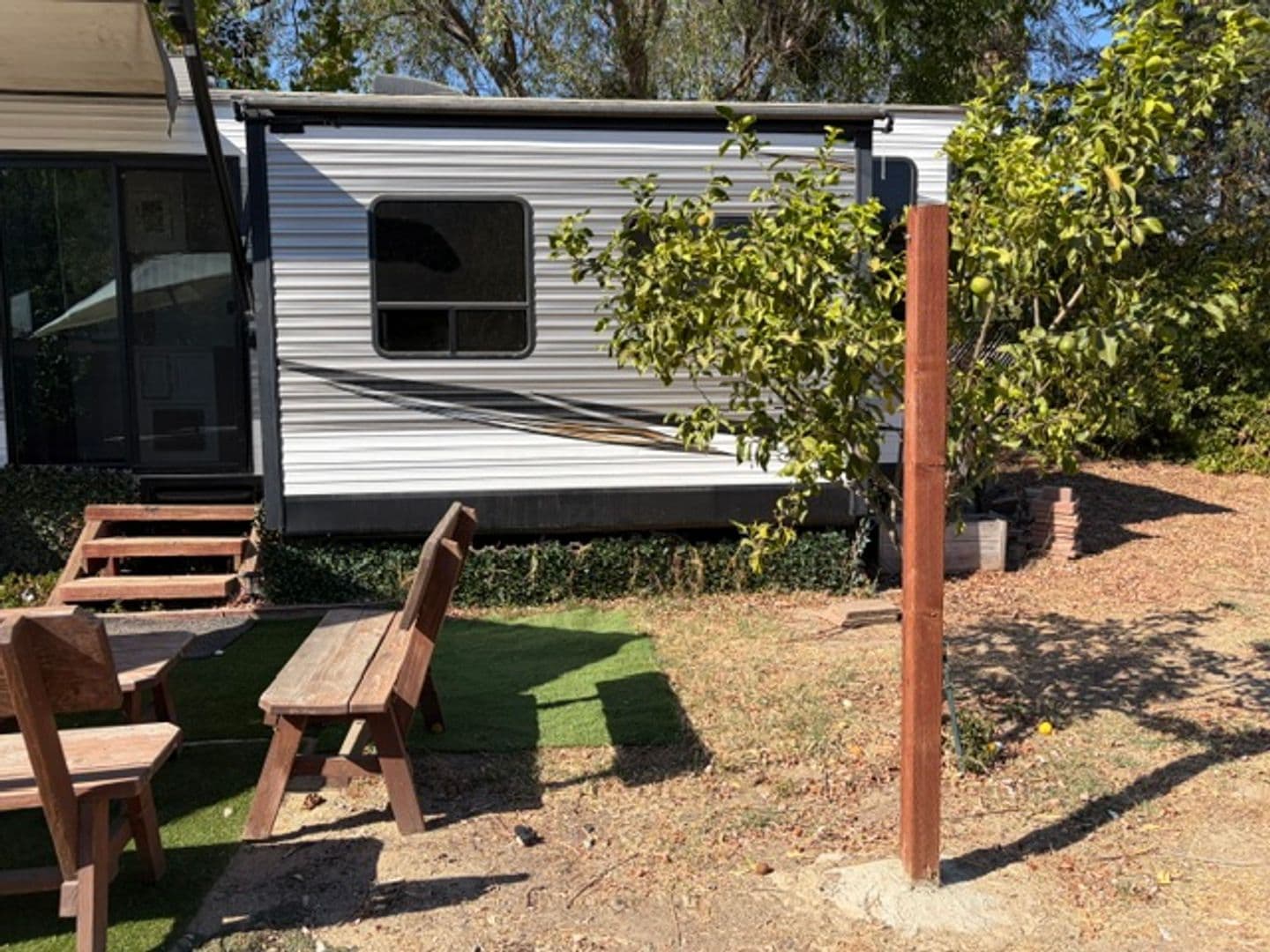 Gilroy Apartment: 10845 Foothill Ave.