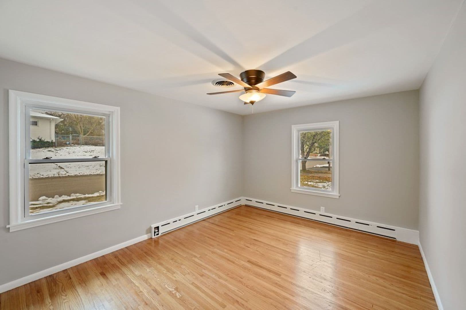 New Brighton House: 706 1st Ave NW