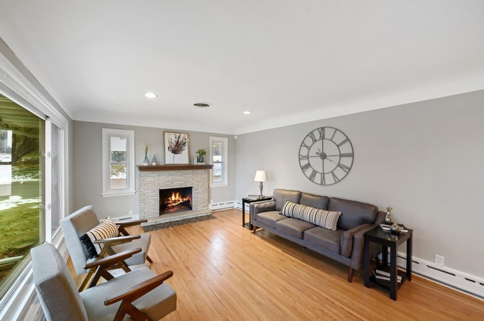 New Brighton House: 706 1st Ave NW