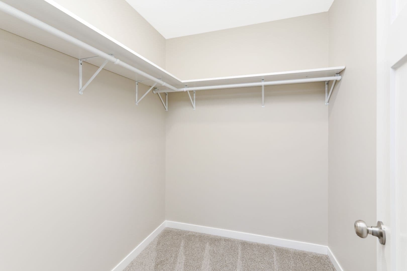 Otsego Townhome: 6044 Manchester Ave NE