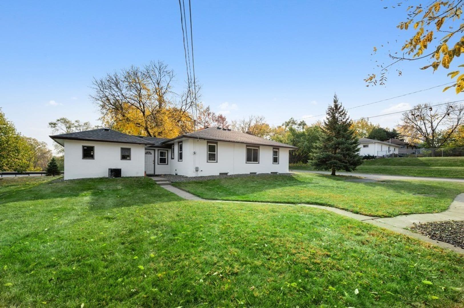 New Brighton House: 706 1st Ave NW