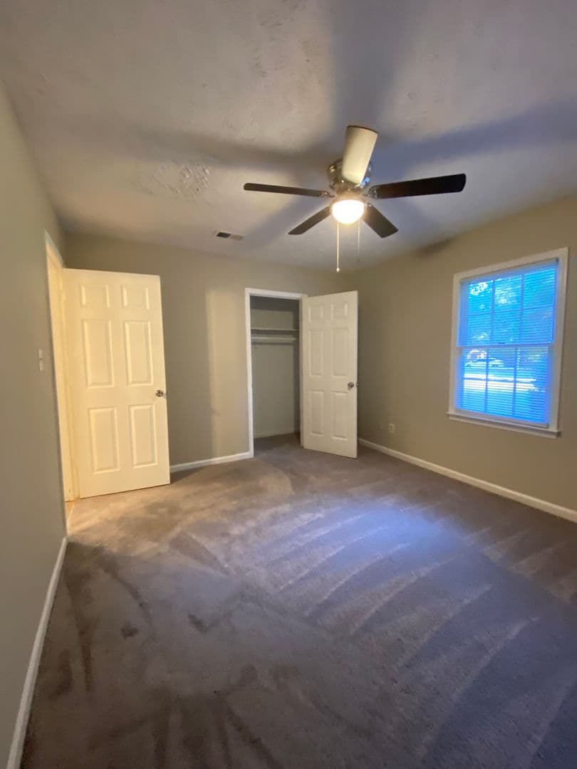 Athens Apartment: 111 Loblolly Dr