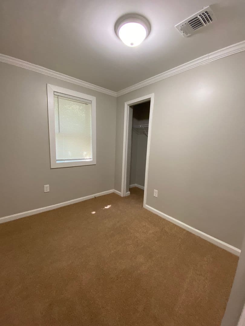 Athens Apartment: 361 Arch Street
