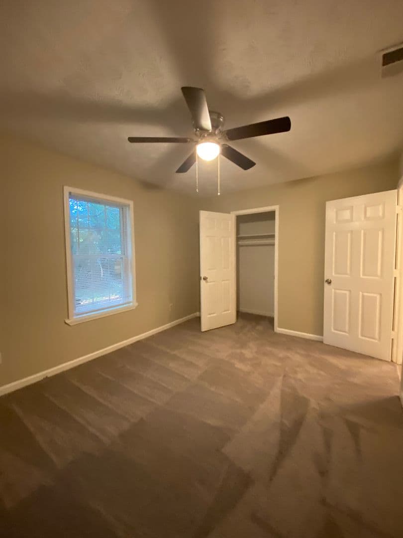 Athens Apartment: 111 Loblolly Dr