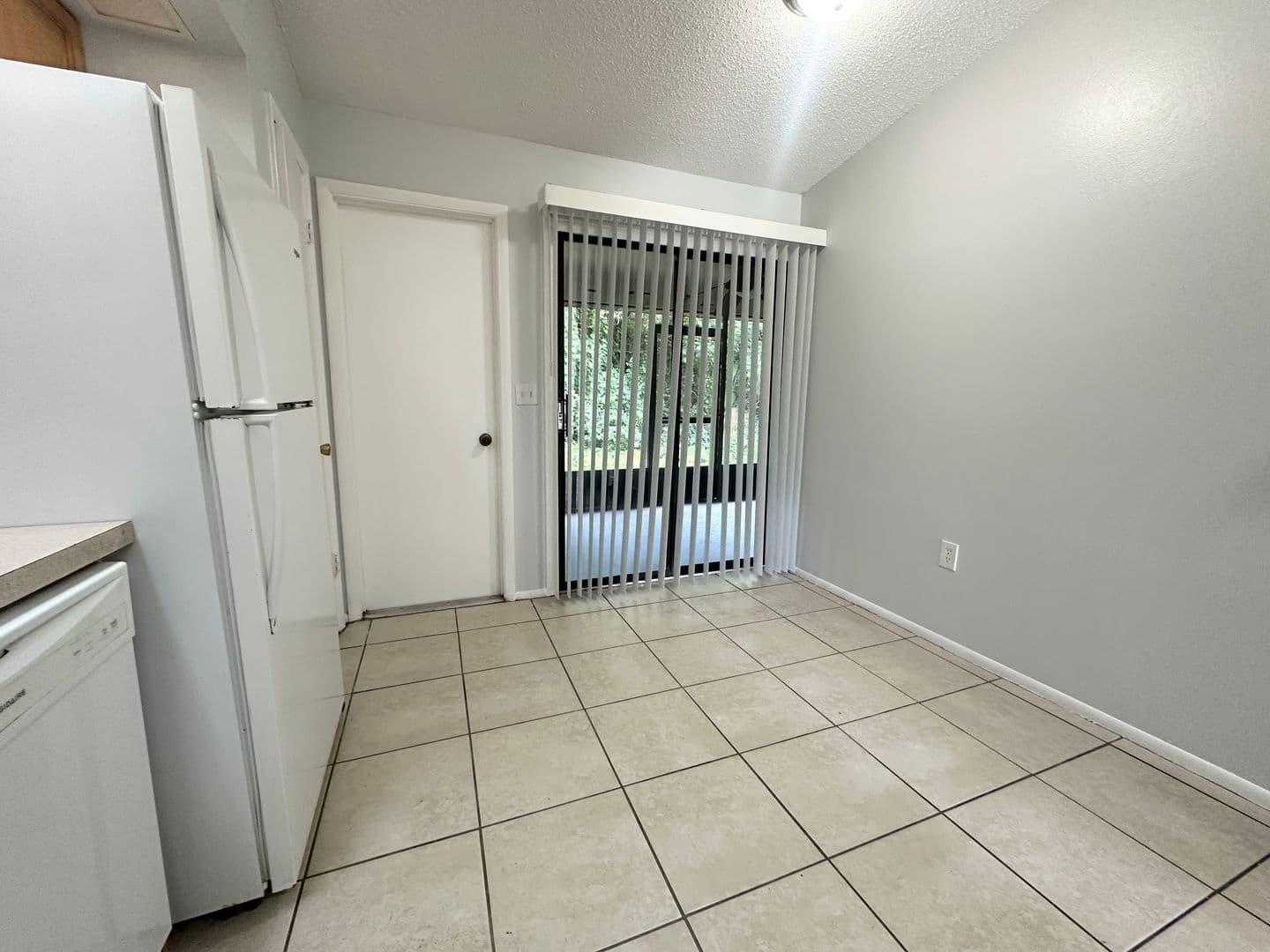 Sanford Apartment: 1710 Ridgewood Lane