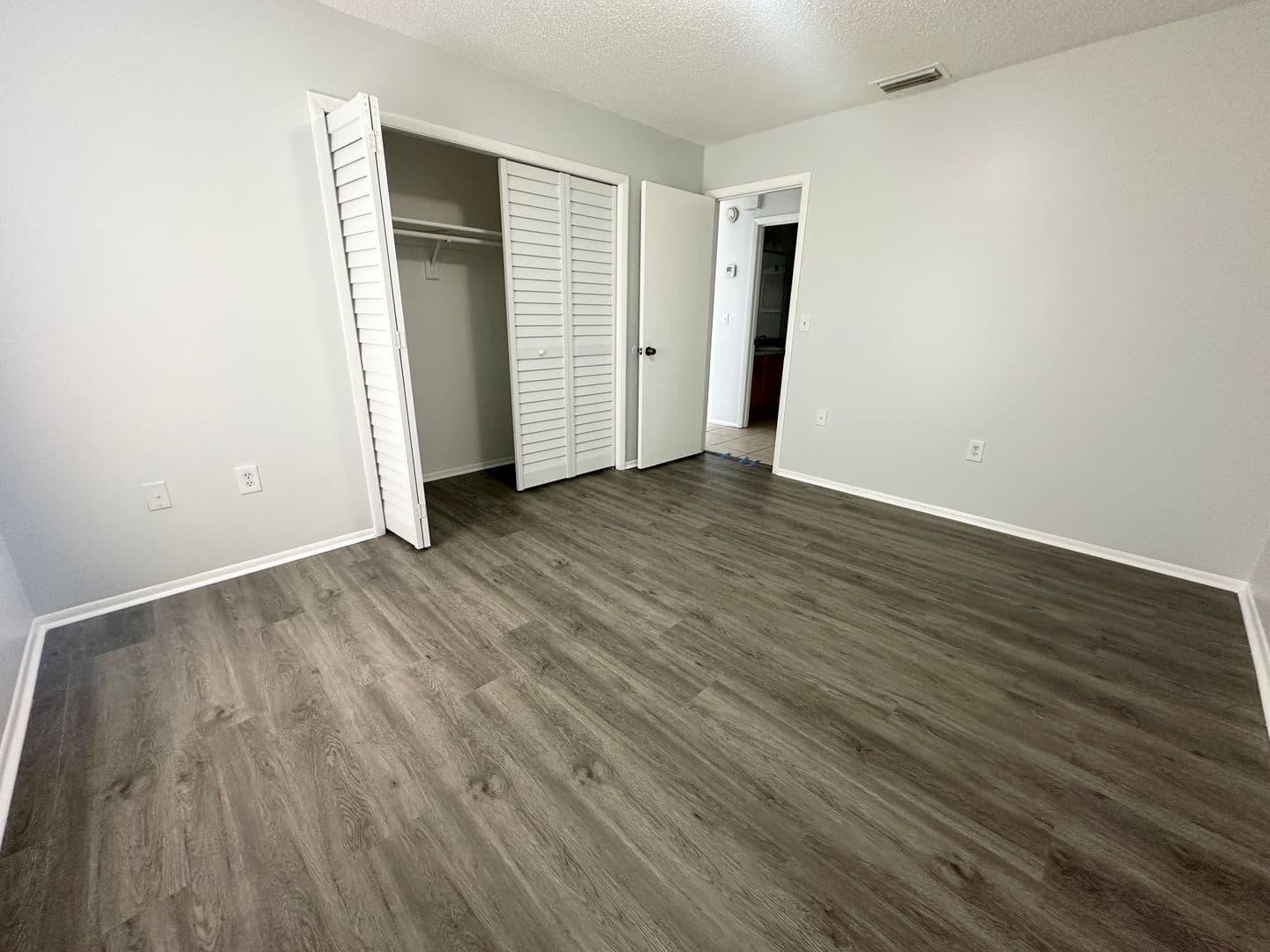 Sanford Apartment: 1710 Ridgewood Lane