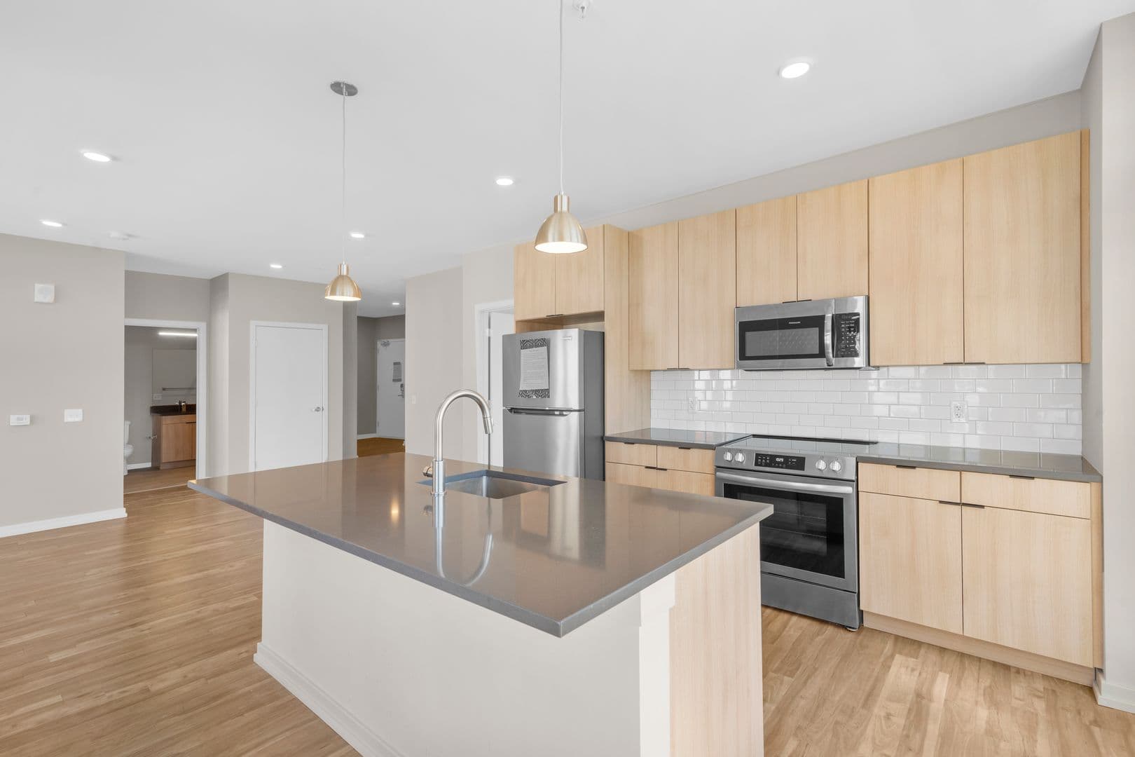 Philadelphia Apartment: 417 Callowhill Street
