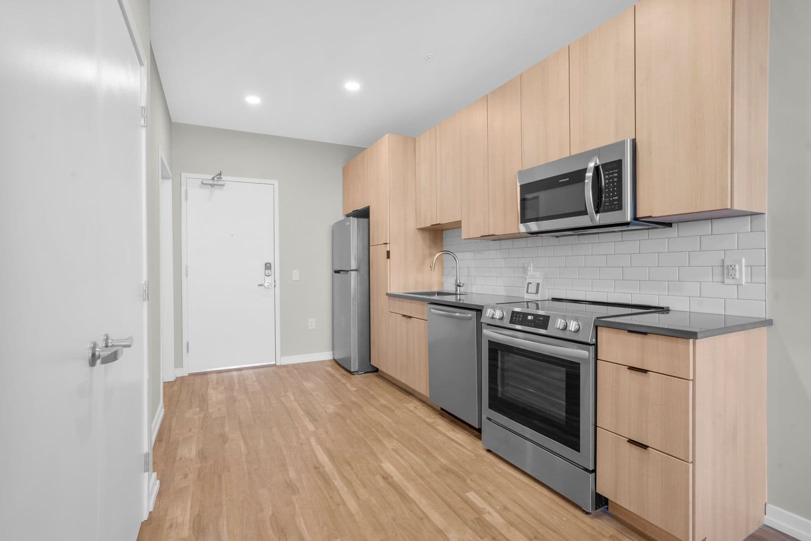 Philadelphia Apartment: 417 Callowhill Street