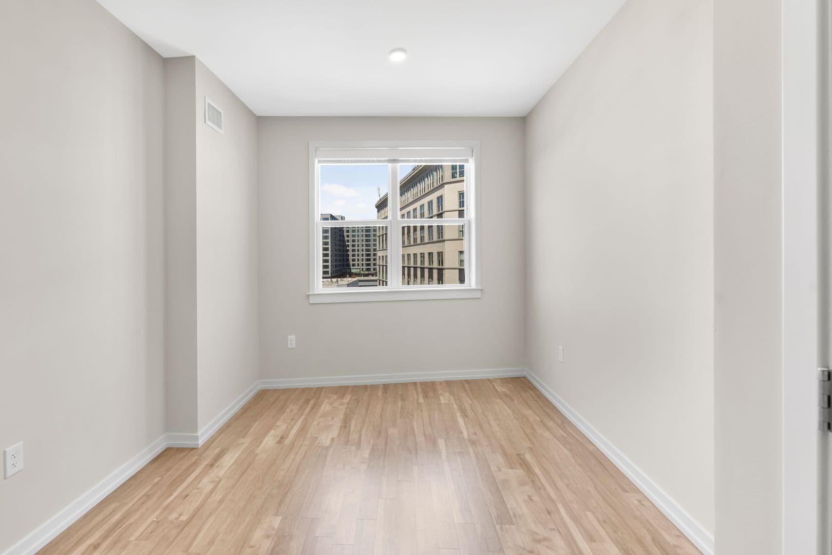 Philadelphia Apartment: 417 Callowhill Street
