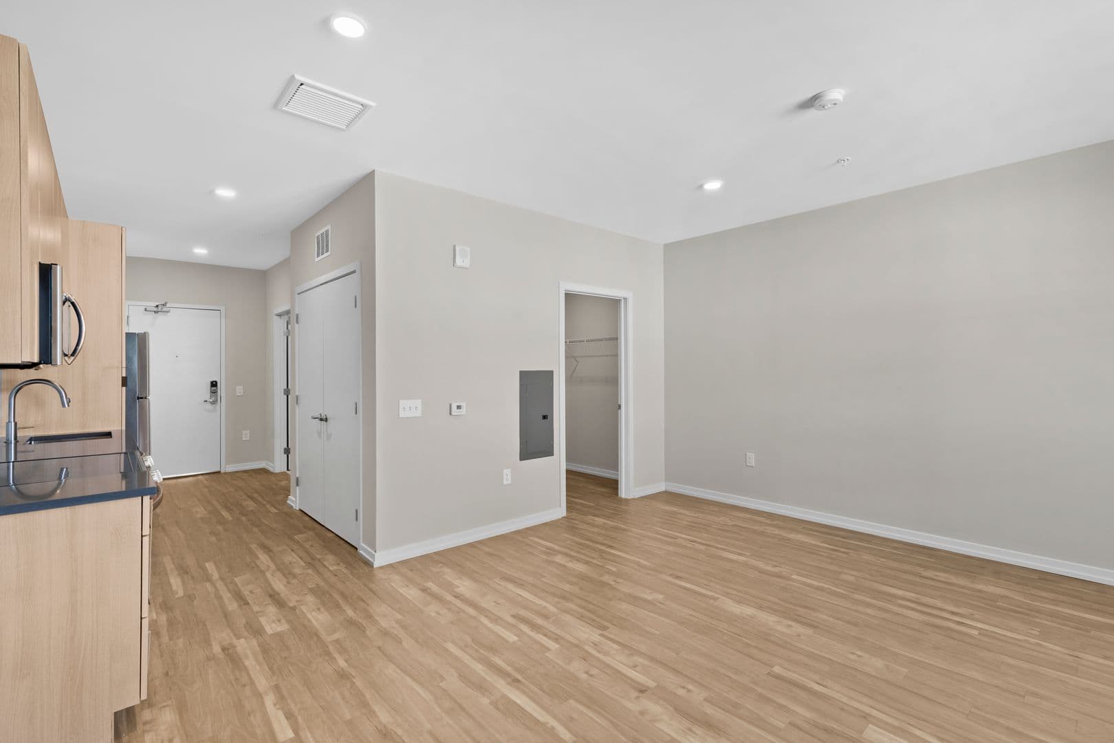 Philadelphia Apartment: 417 Callowhill Street