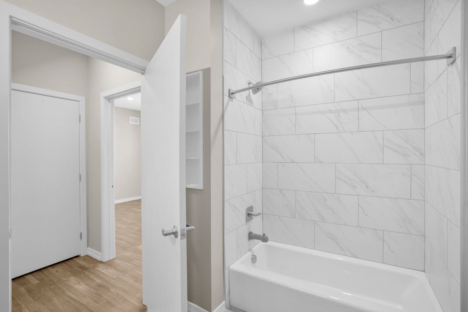 Philadelphia Apartment: 417 Callowhill Street