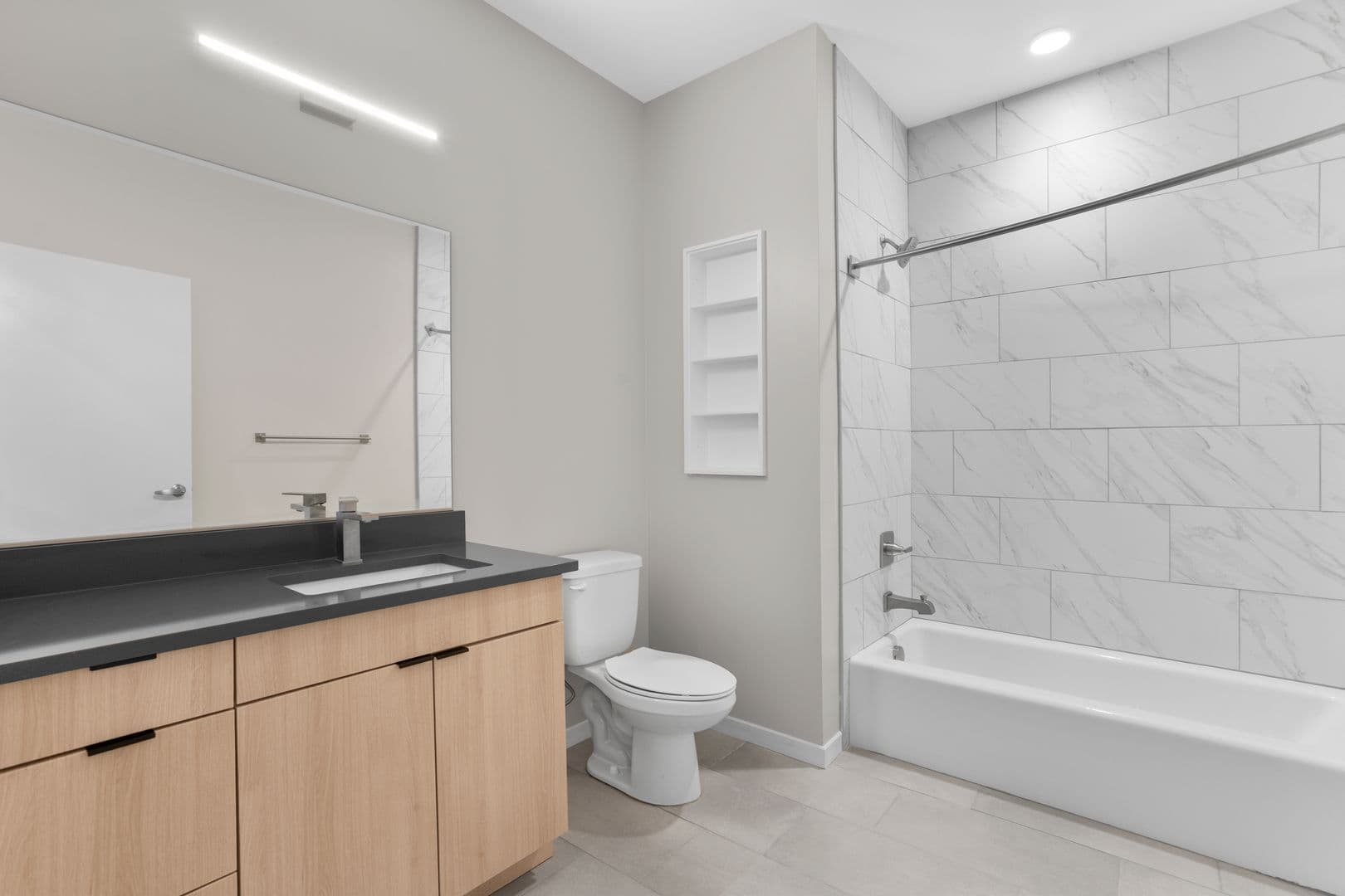 Philadelphia Apartment: 417 Callowhill Street