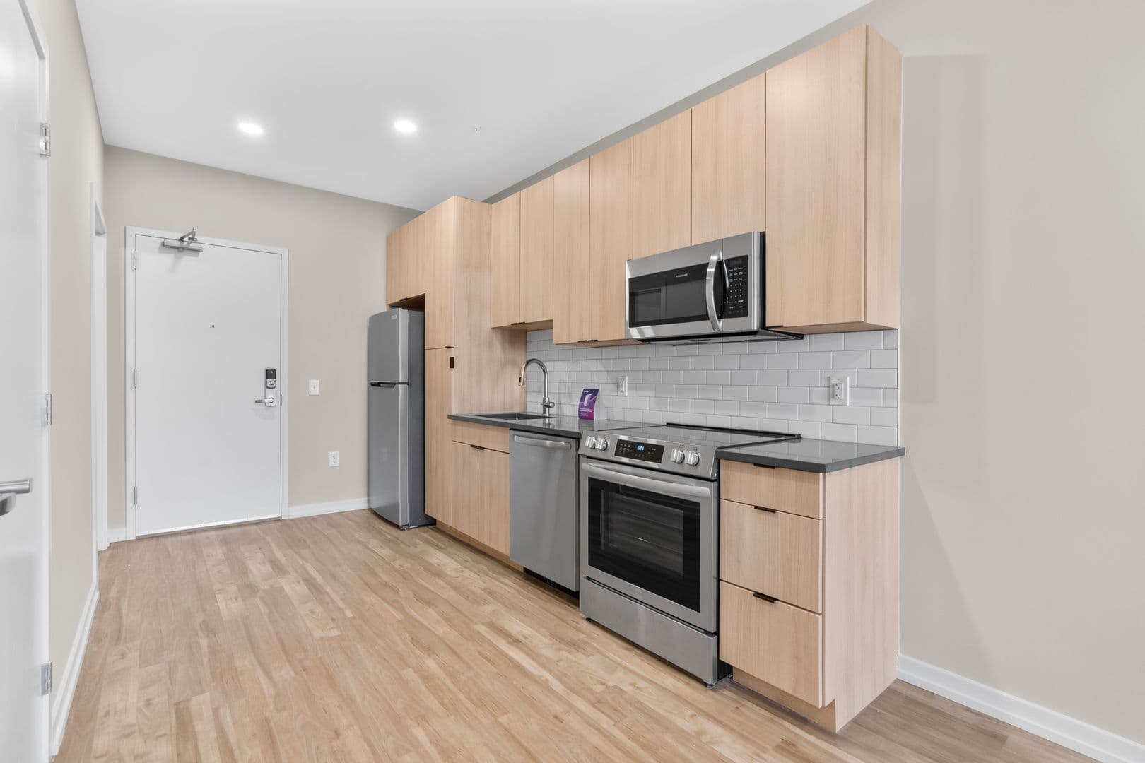 Philadelphia Apartment: 417 Callowhill Street