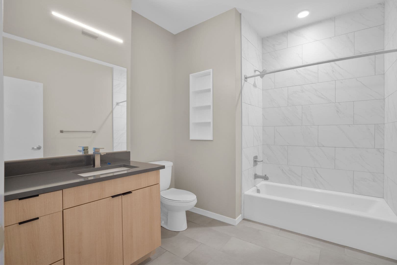 Philadelphia Apartment: 417 Callowhill Street