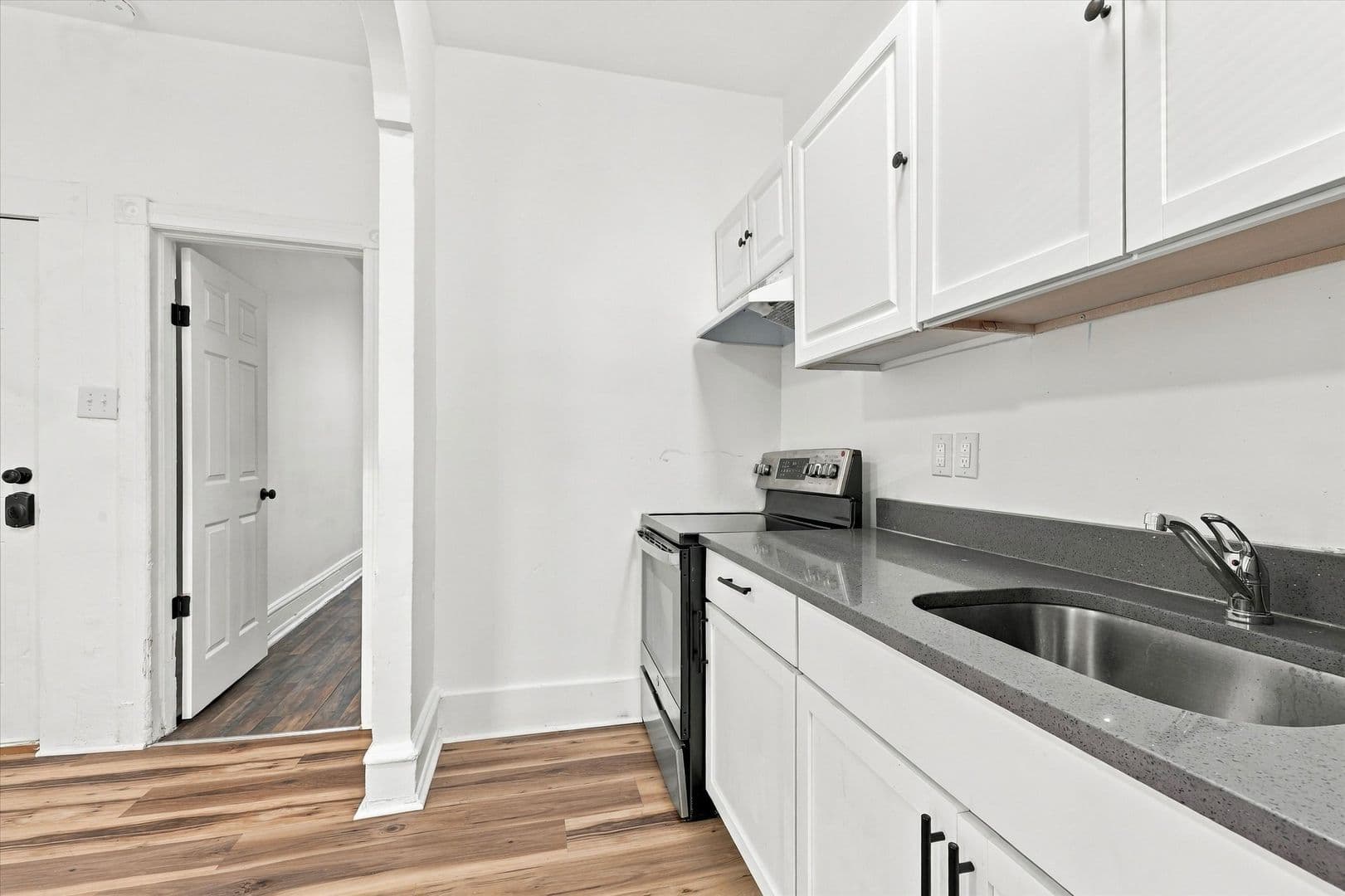 Philadelphia Apartment: 1216 N 41st St