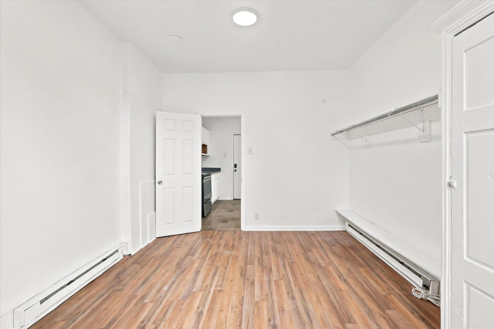 Philadelphia Apartment: 2460 N 19th St