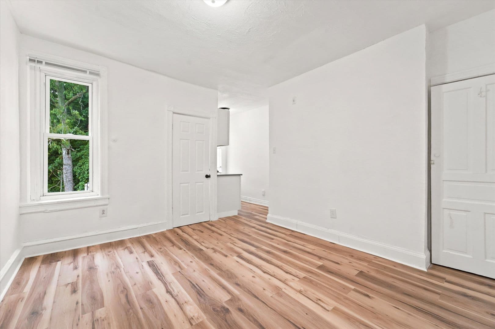 Philadelphia Apartment: 1213 N 60th St