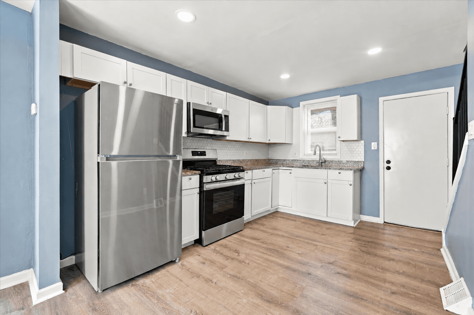 Philadelphia House: 1519 W Oakdale St