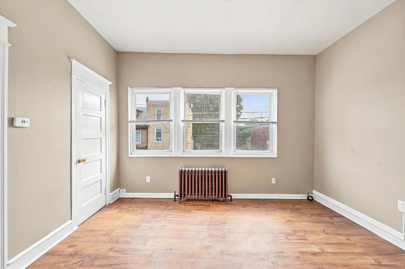 Philadelphia Apartment: 2106 Orthodox St