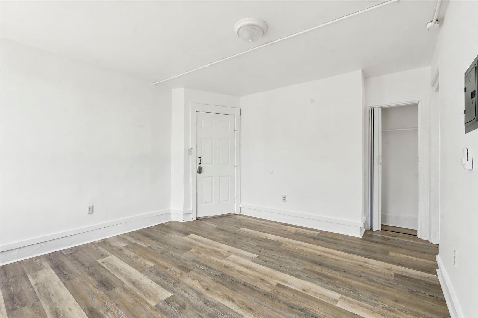 Philadelphia Apartment: 914 Belmont Ave