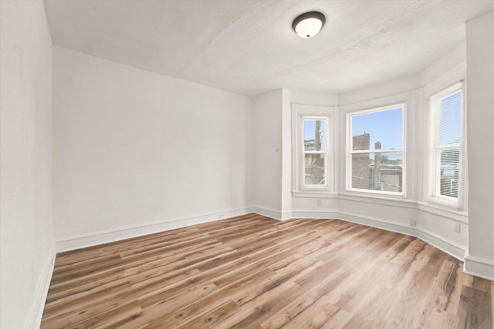 Philadelphia Apartment: 1213 N 60th St