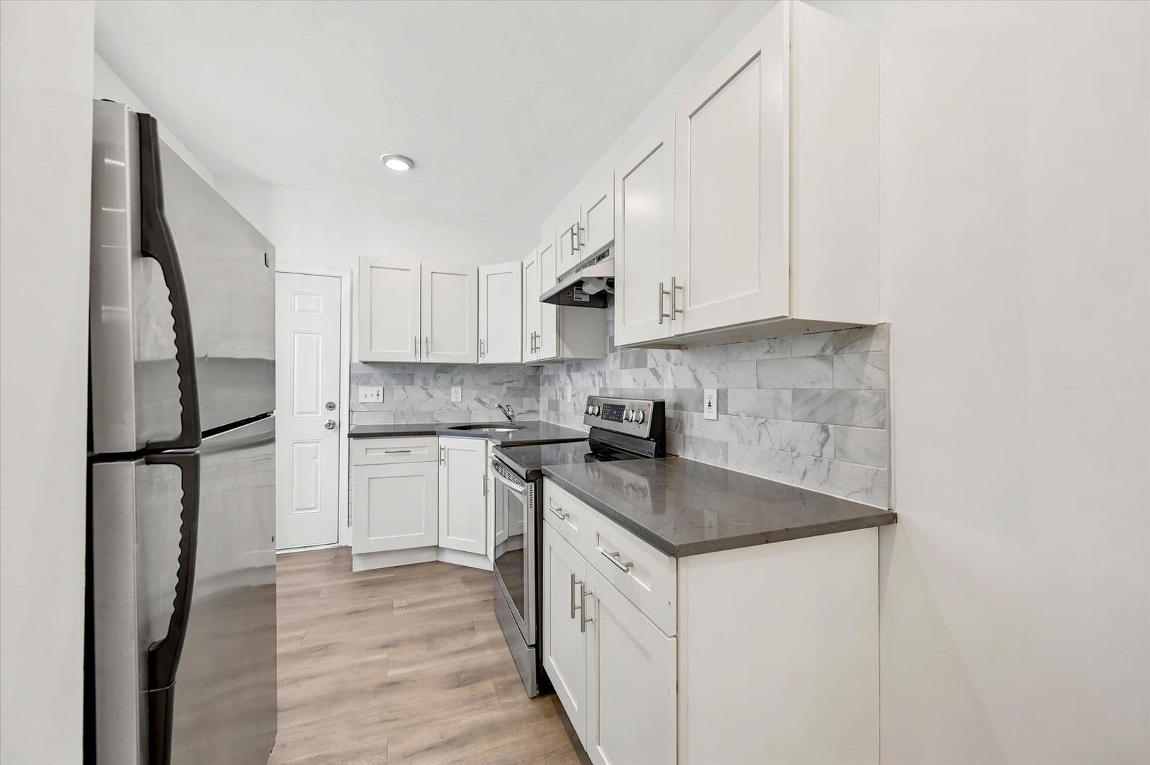 Philadelphia House: 2867 N Lee St