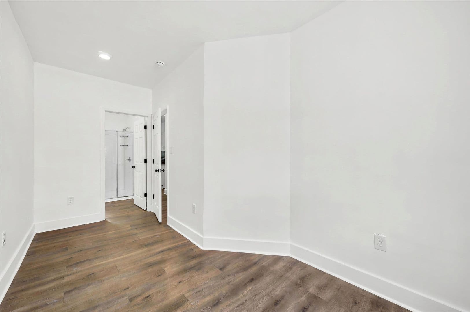 Philadelphia House: 2867 N Lee St