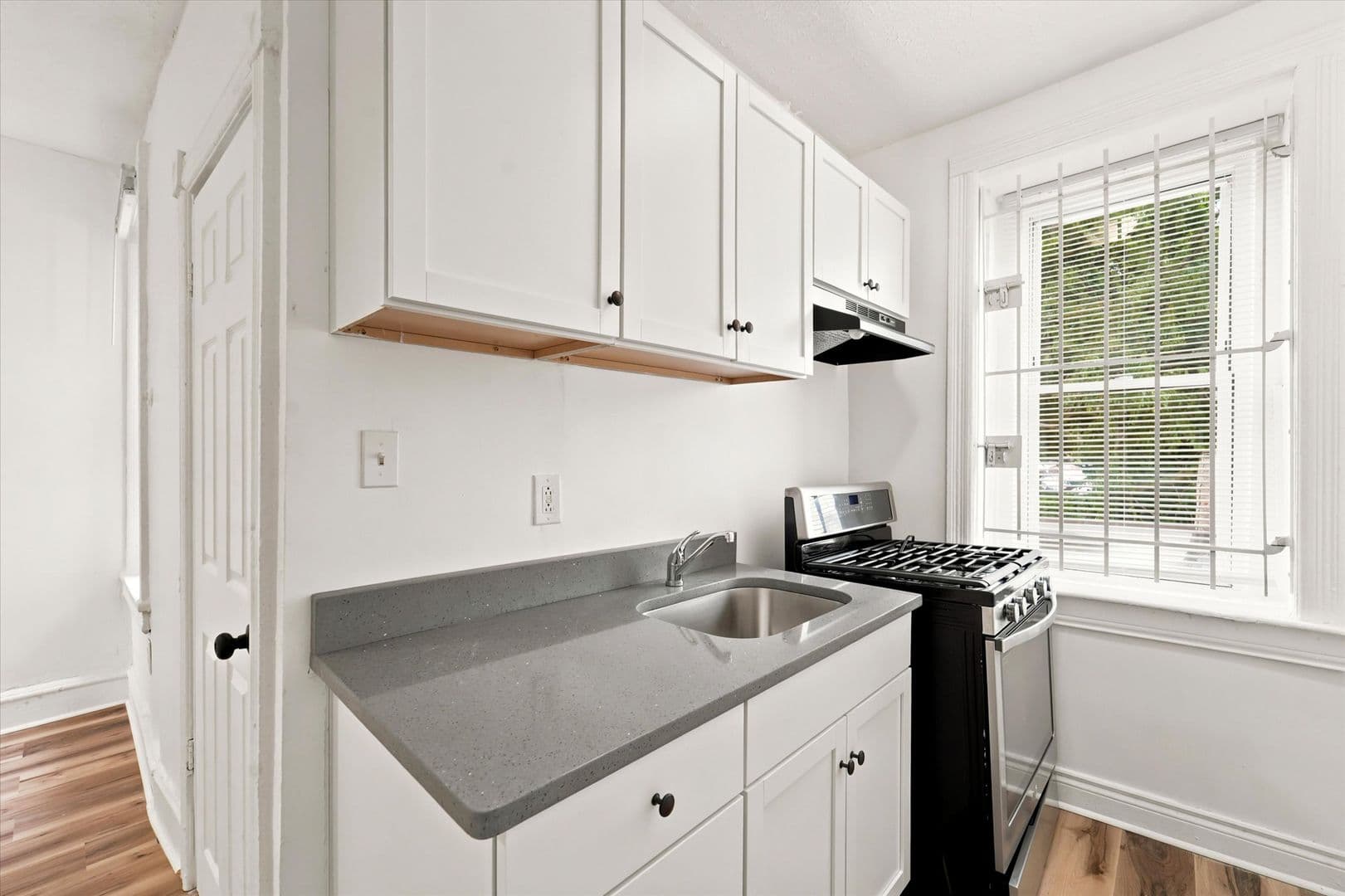 Philadelphia Apartment: 1213 N 60th St