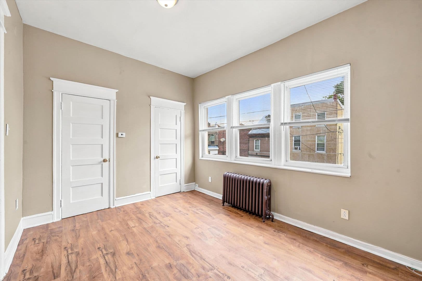 Philadelphia Apartment: 2106 Orthodox St