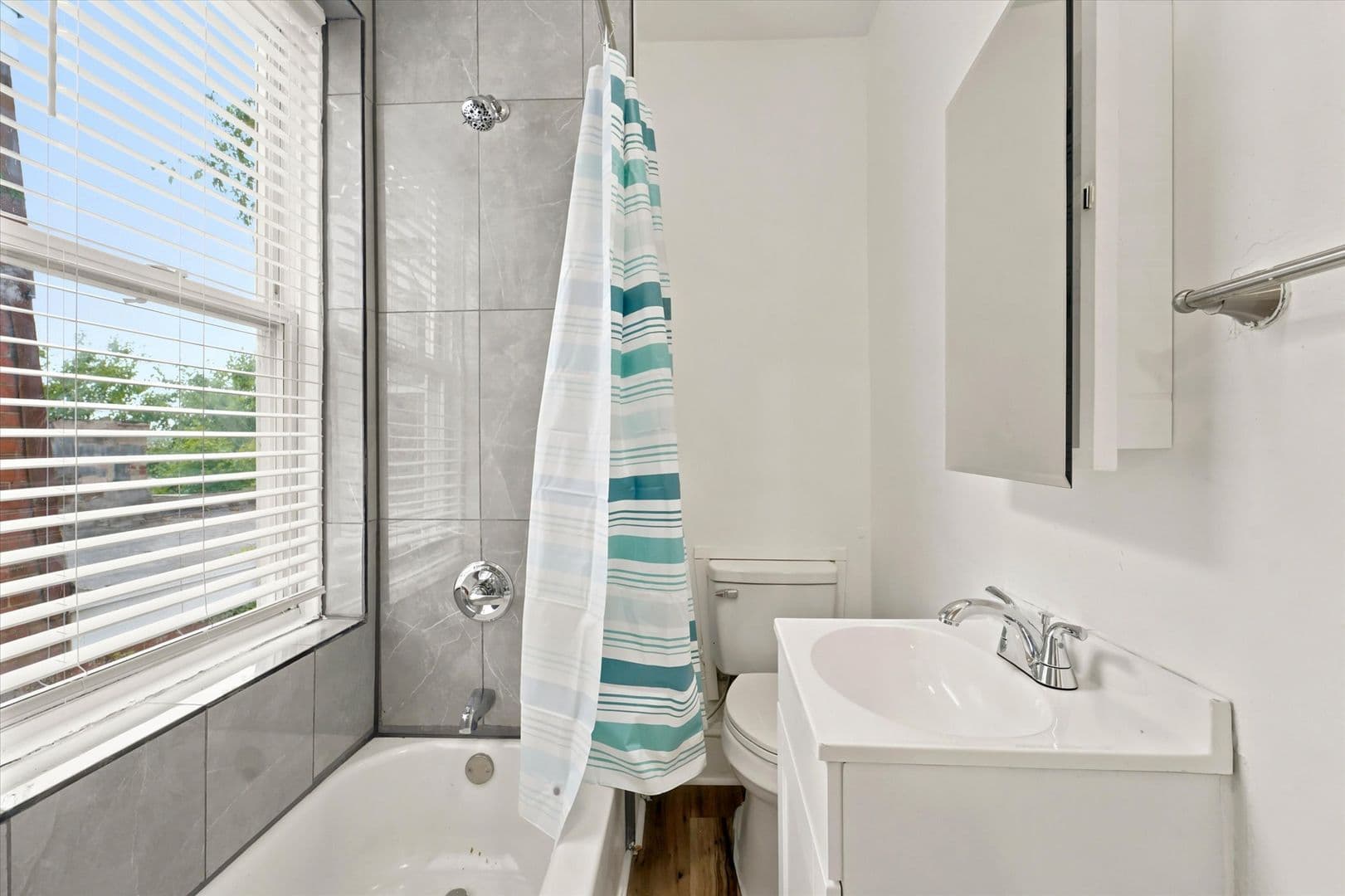 Philadelphia Apartment: 1213 N 60th St