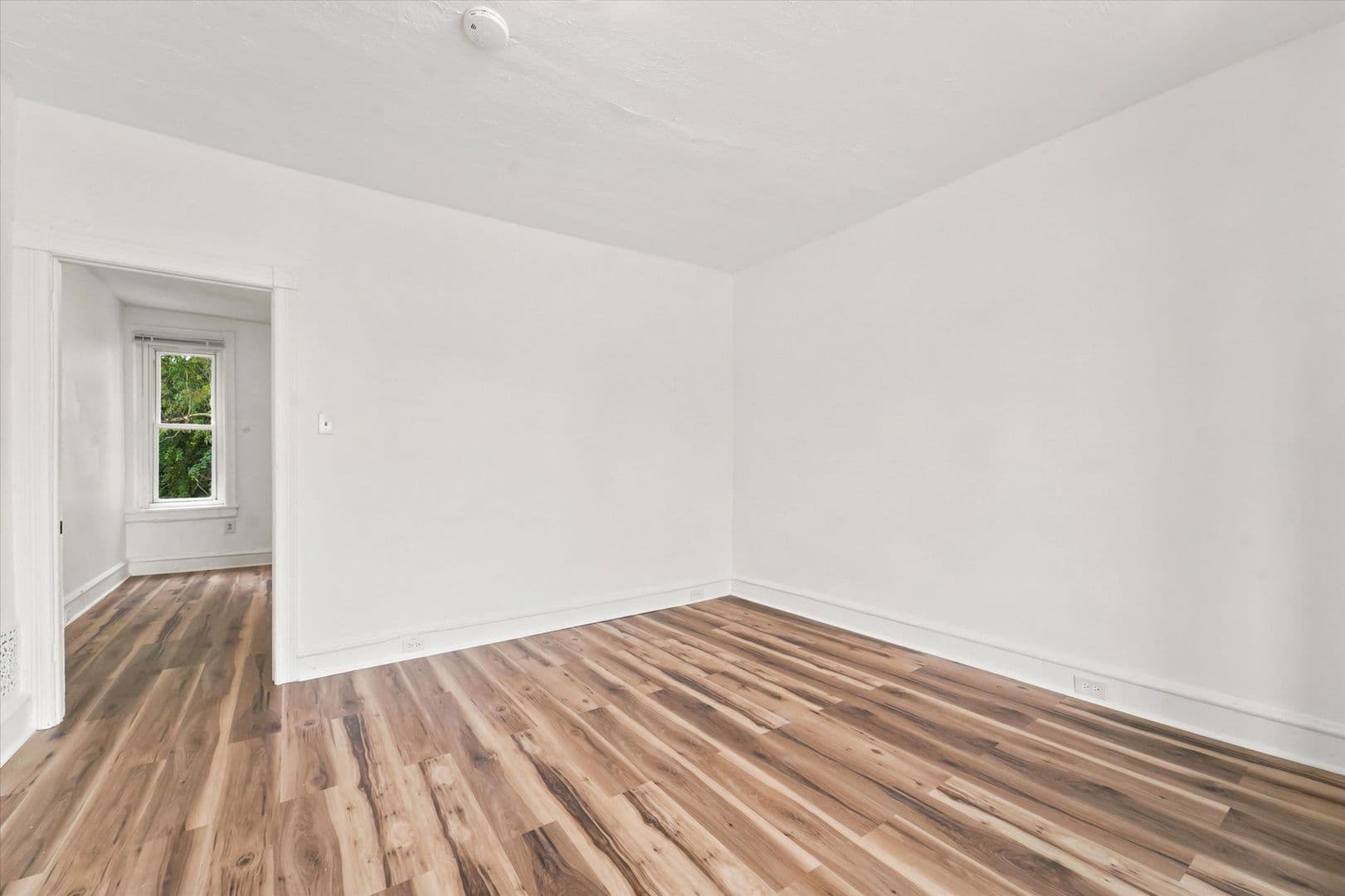 Philadelphia Apartment: 1213 N 60th St