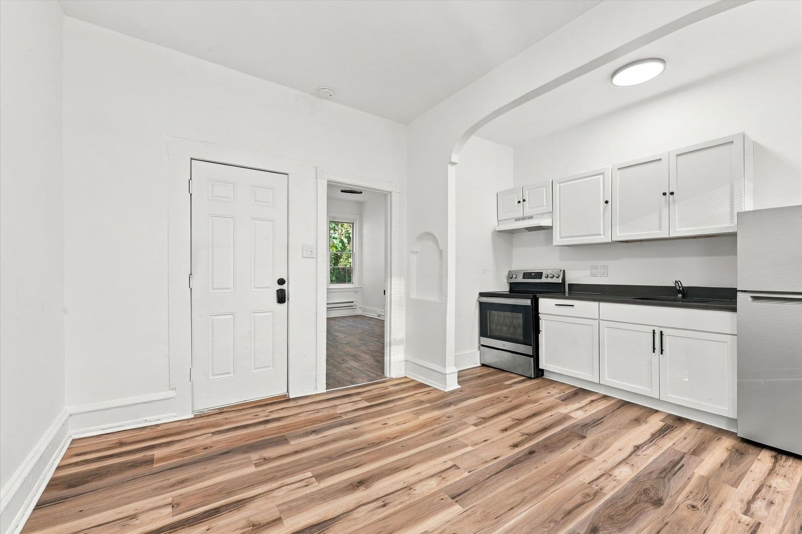 Philadelphia Apartment: 1216 N 41st St