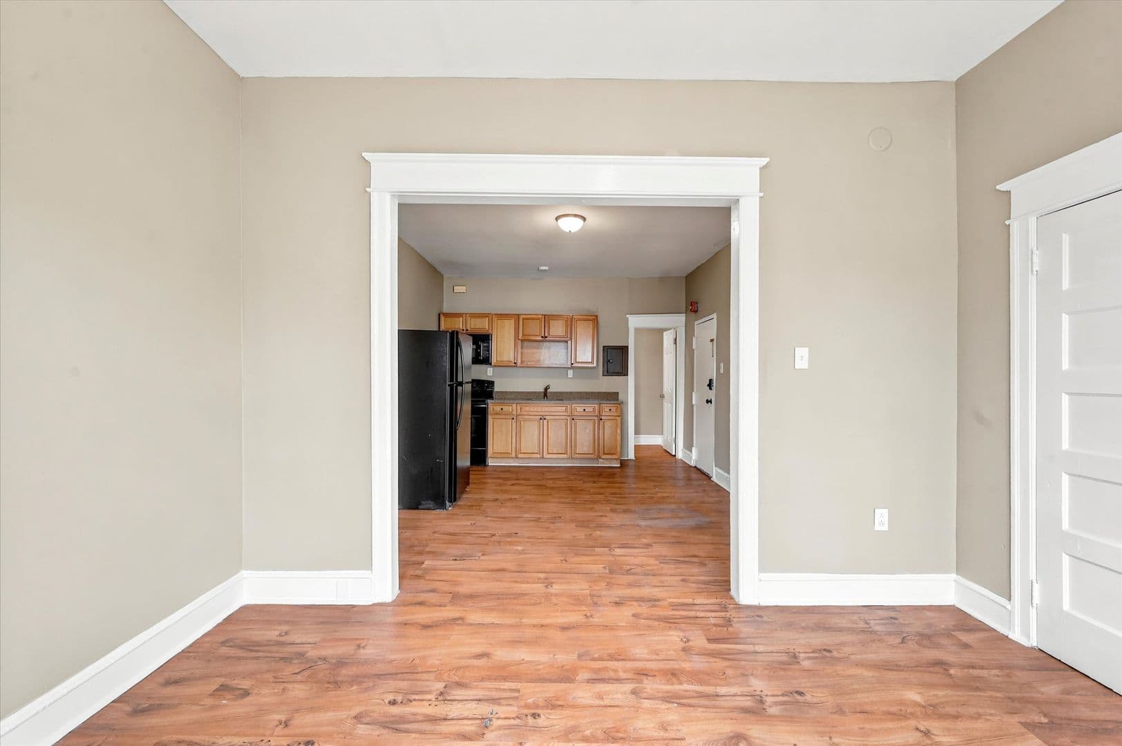 Philadelphia Apartment: 2106 Orthodox St
