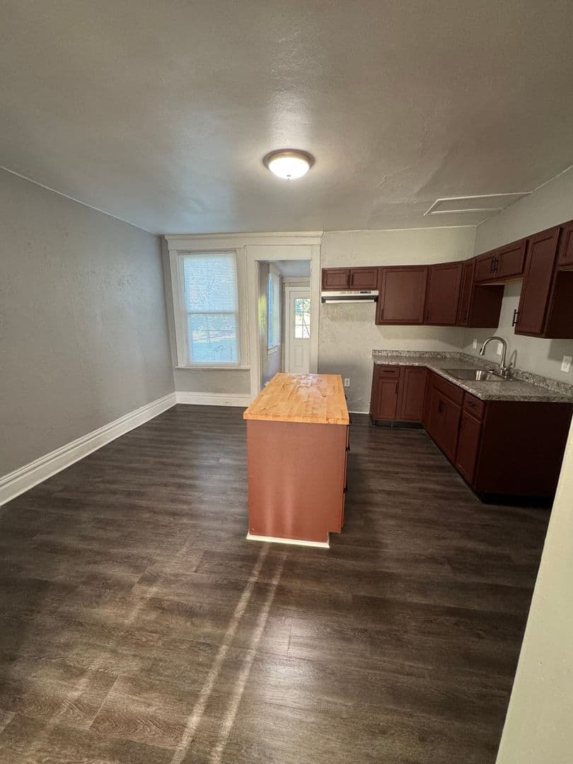 Pittsburgh Townhome: 7305 Schley Avenue