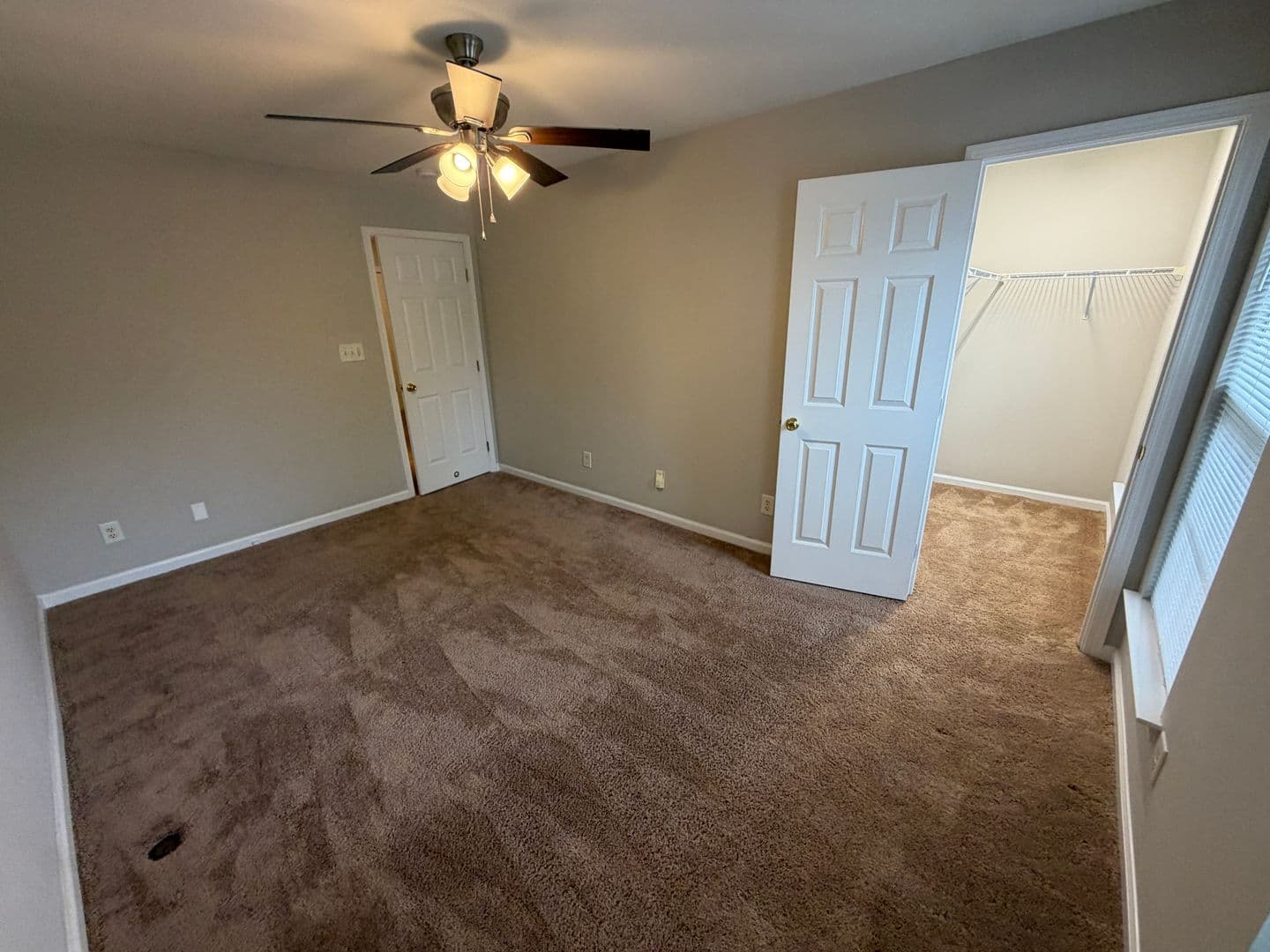 Harrisburg House: 4221 Carl Parmer Dr