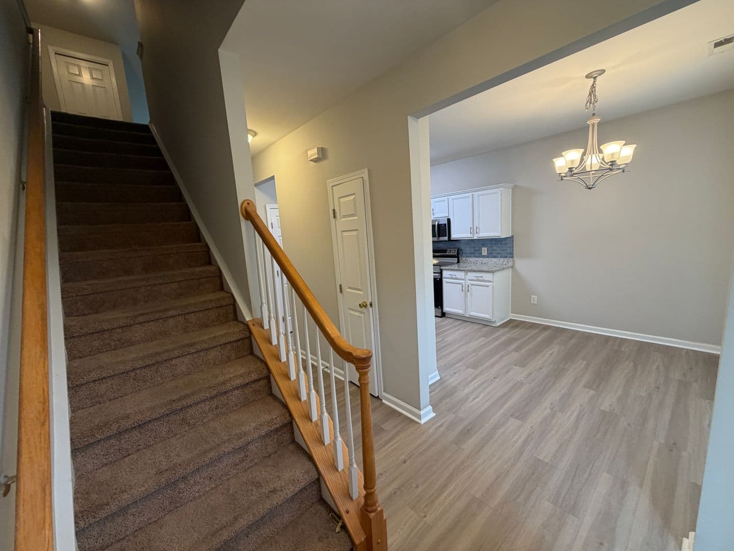 Harrisburg House: 4221 Carl Parmer Dr