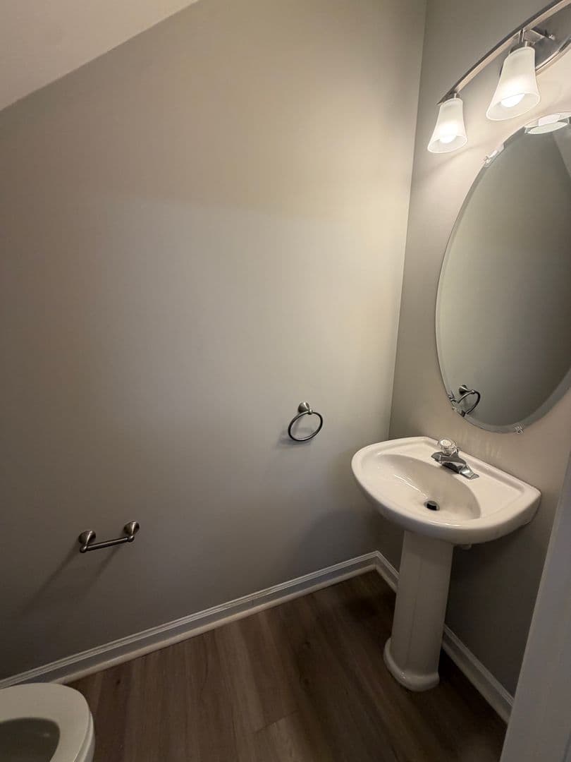 Harrisburg House: 4221 Carl Parmer Dr