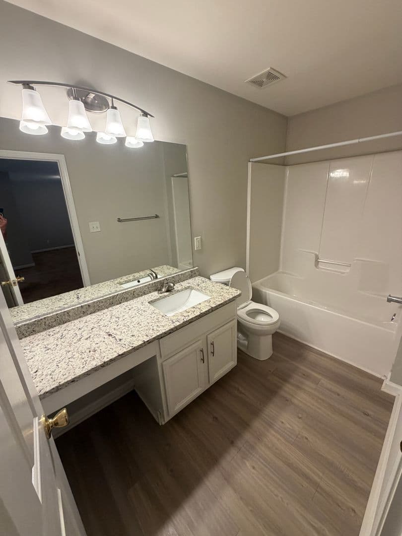 Harrisburg House: 4221 Carl Parmer Dr