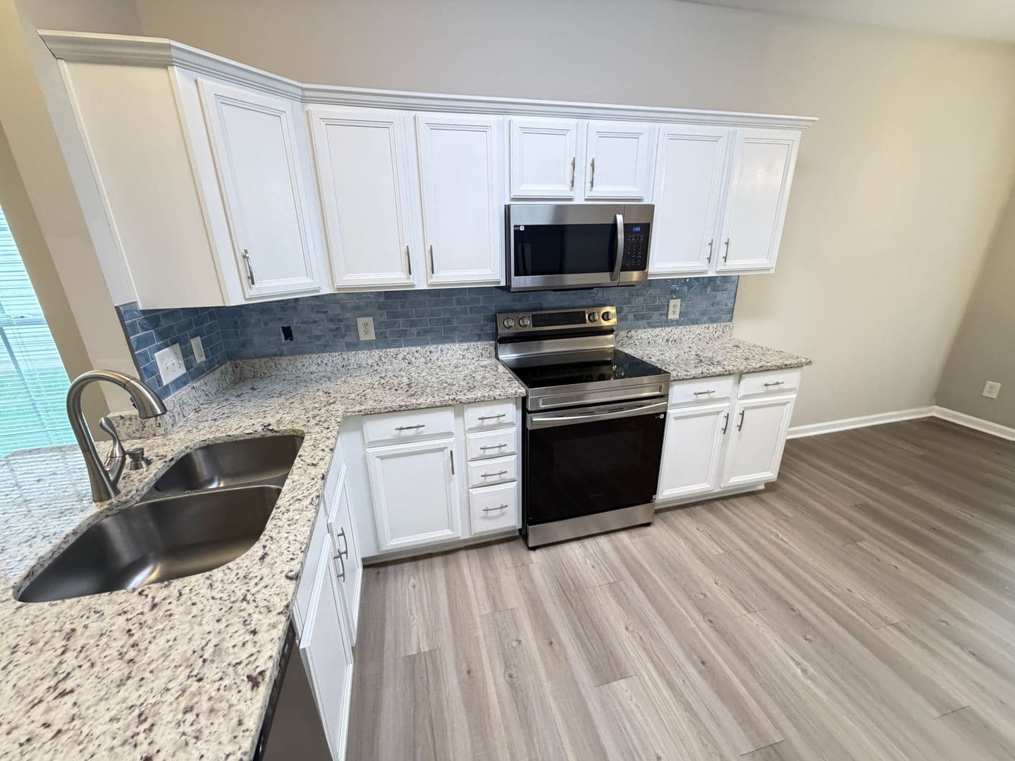 Harrisburg House: 4221 Carl Parmer Dr