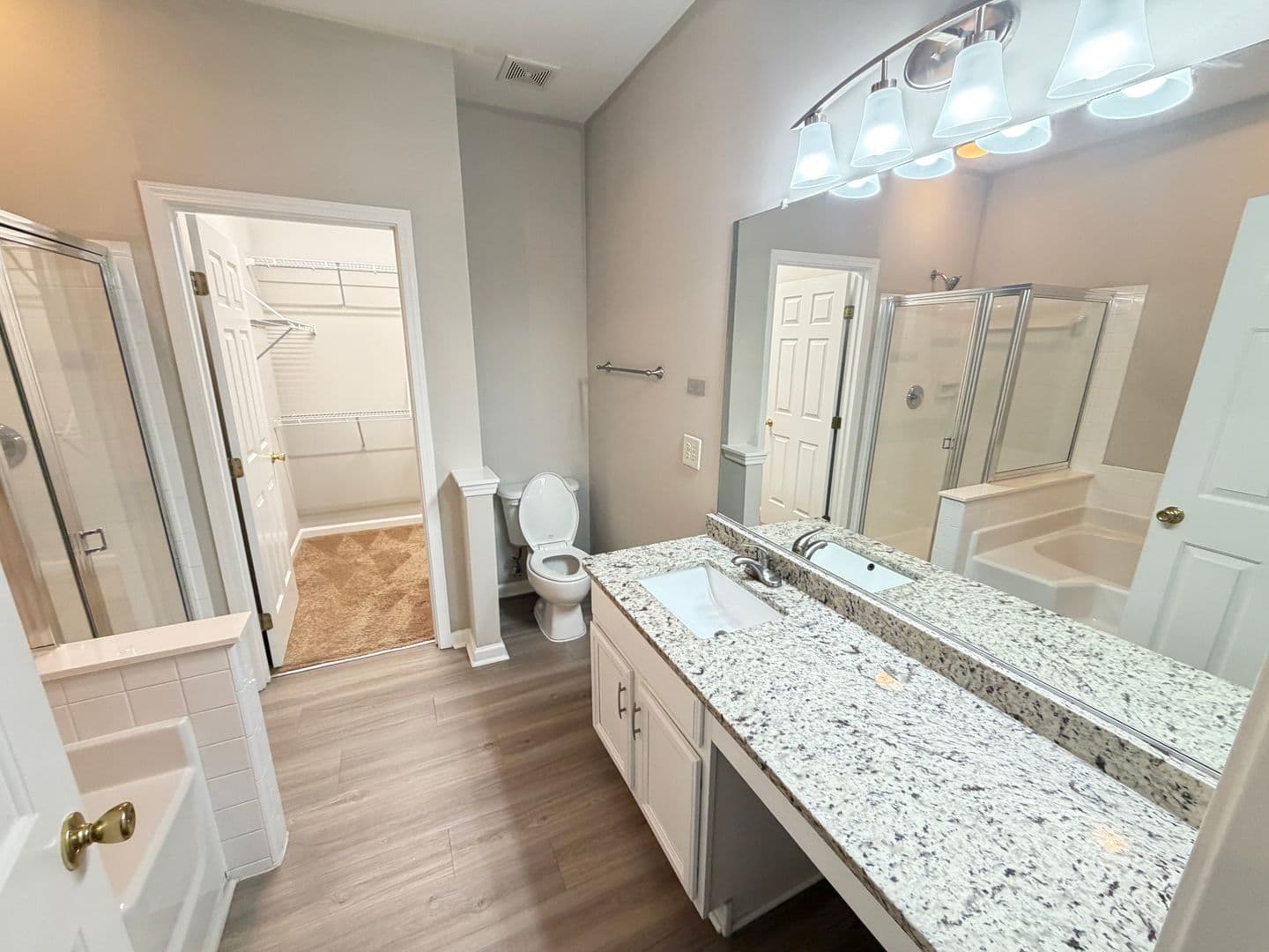 Harrisburg House: 4221 Carl Parmer Dr